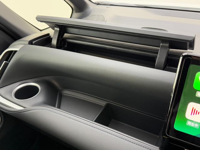 ヴォクシー ハイブリッドS-Z 【ユニバーサルステップ付き】 10.5インチコネクトナビ パノラミックビューモニター 快適利便パッケージHi チームメイト アドバンストパーク デジタルインナーミラー パワーバックドア 純正17AW(59枚目)