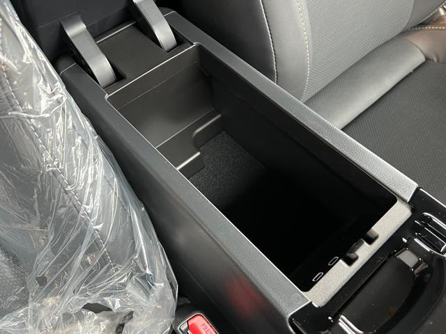 プリウス Z 【デジタルインナーミラー付き】 12.3インチコネクテッドナビ ドライブレコーダー パノラミックビューモニター ブラインドスポットモニター パワーバックドア ETC2.0 置くだけ充電 純正19AW(67枚目)