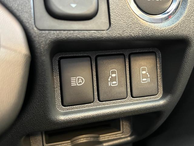 ハイエースバン ロングスーパーGL ダークプライムS 【ディーゼル車】 デジタルインナーミラー付き パノラミックビューモニター対応 両側電動パワースライドドア LEDヘッドライト AC100V プッシュスタート 20th記念スカッフプレート 純正15AW(65枚目)