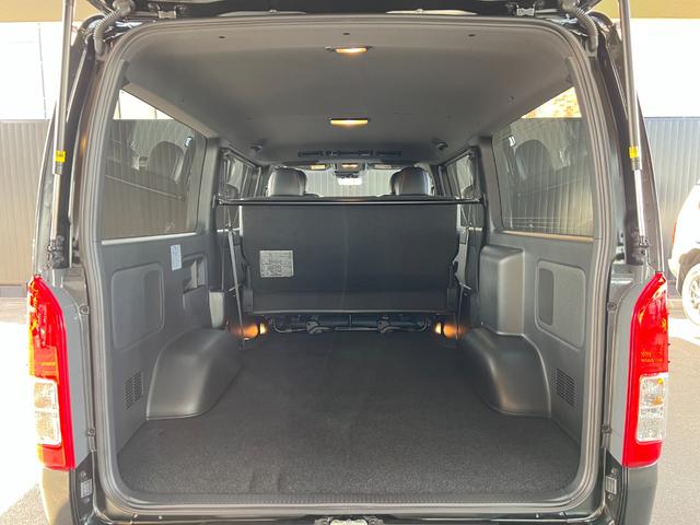 ハイエースバン ロングスーパーGL ダークプライムS 【ディーゼル車】 デジタルインナーミラー付き パノラミックビューモニター対応 両側電動パワースライドドア LEDヘッドライト AC100V プッシュスタート 20th記念スカッフプレート 純正15AW(73枚目)