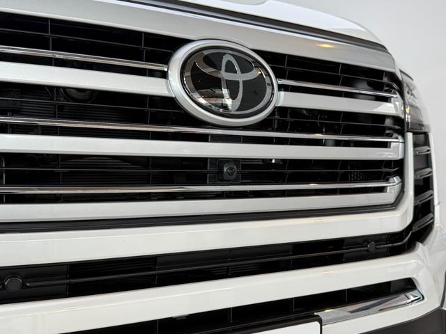 ランドクルーザー ＺＸ　【改良型モデル＆ＴＺデジタルミラー付き】　内装ベージュ　モデリスタエアロ　ＪＢＬ１２．３インチプレミアムサウンド　リアエンターテイメントシステム　ブラックルーフレール　ＥＴＣ２．０　純正２０インチＡＷ（17枚目）