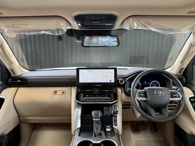 ランドクルーザー ＺＸ　【改良型モデル＆ＴＺデジタルミラー付き】　内装ベージュ　モデリスタエアロ　ＪＢＬ１２．３インチプレミアムサウンド　リアエンターテイメントシステム　ブラックルーフレール　ＥＴＣ２．０　純正２０インチＡＷ（36枚目）