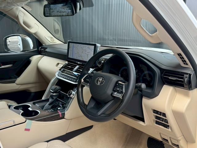 ランドクルーザー ＺＸ　【改良型モデル＆ＴＺデジタルミラー付き】　内装ベージュ　モデリスタエアロ　ＪＢＬ１２．３インチプレミアムサウンド　リアエンターテイメントシステム　ブラックルーフレール　ＥＴＣ２．０　純正２０インチＡＷ（39枚目）