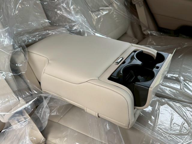 ランドクルーザー ＺＸ　【改良型モデル＆ＴＺデジタルミラー付き】　内装ベージュ　モデリスタエアロ　ＪＢＬ１２．３インチプレミアムサウンド　リアエンターテイメントシステム　ブラックルーフレール　ＥＴＣ２．０　純正２０インチＡＷ（42枚目）