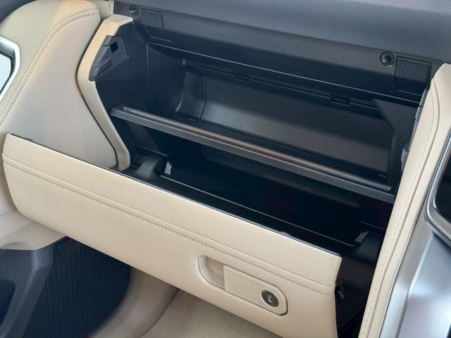 ランドクルーザー ＺＸ　【改良型モデル＆ＴＺデジタルミラー付き】　内装ベージュ　モデリスタエアロ　ＪＢＬ１２．３インチプレミアムサウンド　リアエンターテイメントシステム　ブラックルーフレール　ＥＴＣ２．０　純正２０インチＡＷ（68枚目）