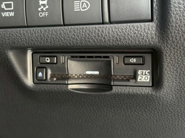 ハリアーハイブリッド Ｇ　【改モデル】　内装ブラック　１２．３インチコネクトナビ　パノラミックビューモニター　ブラインドスポットモニター　デジタルインナーミラー　前席シートヒーター　パワーバックドア　ＥＴＣ２．０　純正１８ＡＷ（68枚目）