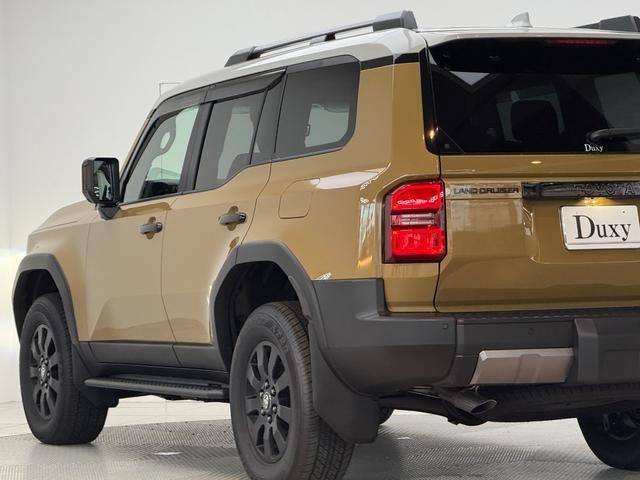 ランドクルーザー２５０ ＺＸファーストエディション　【ファーストエディション！】　内装ブラウン　丸目ヘッドライト　１２．３インチＪＢＬコネクトナビ　チームメイト　デジタルインナーミラー　サンルーフ　ヒッチメンバー　置き充電　シートメモリー　純正１８ＡＷ（35枚目）