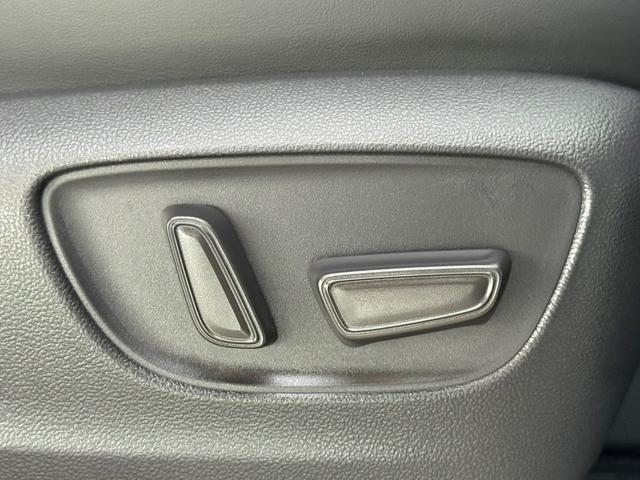 アルファードハイブリッド Z 【13.2インチ後席モニター付き】 14インチコネクトナビ 左右独立ムーンルーフ デジタルミラー カラーヘッドアップディスプレイ トヨタチームメイト ユニバーサルステップ PVM BSM 純正18AW(69枚目)