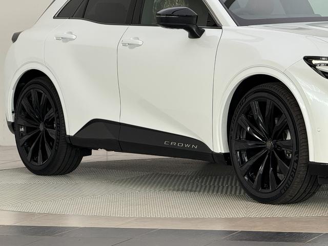 クラウンスポーツ Ｚ　【内装ブラウン】　１２．３型コネクトナビ　パノラミックビューモニター　ブラインドスポットモニター　パノラマルーフ　レーダークルーズコントロール　パワーバックドア　ステリングヒーター　純正２１インチＡＷ（15枚目）