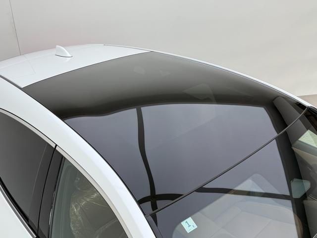 クラウンスポーツ Ｚ　【内装ブラウン】　１２．３型コネクトナビ　パノラミックビューモニター　ブラインドスポットモニター　パノラマルーフ　レーダークルーズコントロール　パワーバックドア　ステリングヒーター　純正２１インチＡＷ（24枚目）