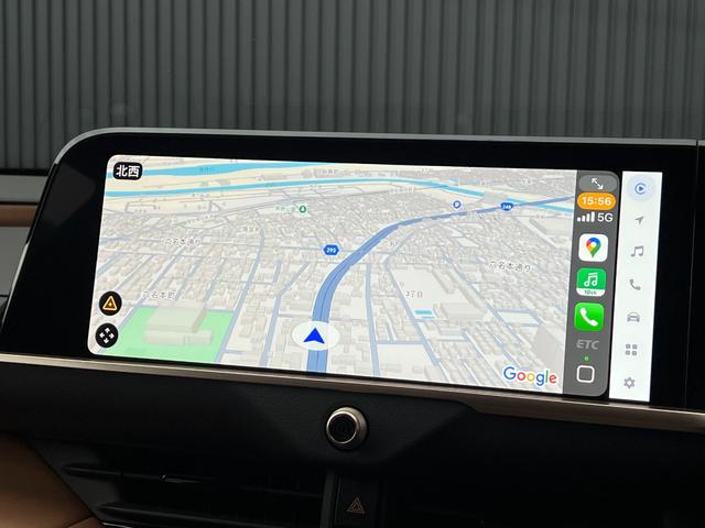 クラウンスポーツ Ｚ　【内装ブラウン】　１２．３型コネクトナビ　パノラミックビューモニター　ブラインドスポットモニター　パノラマルーフ　レーダークルーズコントロール　パワーバックドア　ステリングヒーター　純正２１インチＡＷ（51枚目）