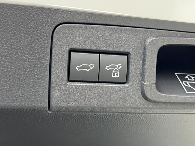 クラウンスポーツ Ｚ　【内装ブラウン】　１２．３型コネクトナビ　パノラミックビューモニター　ブラインドスポットモニター　パノラマルーフ　レーダークルーズコントロール　パワーバックドア　ステリングヒーター　純正２１インチＡＷ（73枚目）