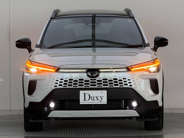 カローラクロス ハイブリッド Z 【パノラマルーフ付き】 10.5インチコネクトナビ パノラミックビューモニター ブラインドスポットモニター 置くだけ充電 ステアリングヒーター アクセサリーコンセント パワーバックドア 純正18AW(12枚目)