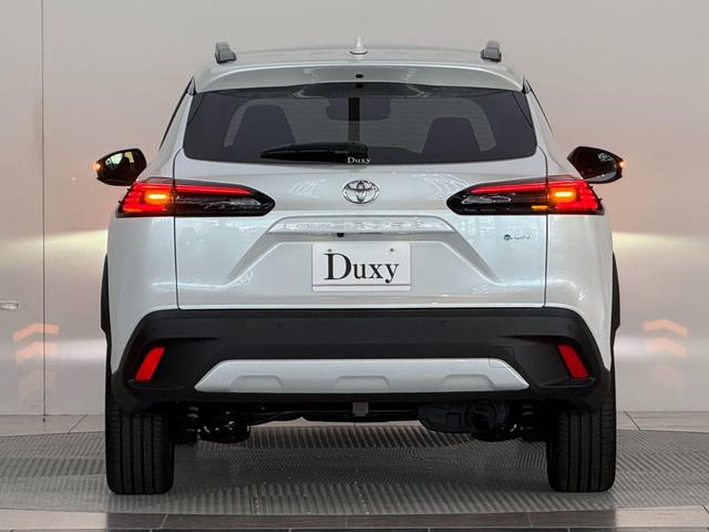 カローラクロス ハイブリッド Z 【パノラマルーフ付き】 10.5インチコネクトナビ パノラミックビューモニター ブラインドスポットモニター 置くだけ充電 ステアリングヒーター アクセサリーコンセント パワーバックドア 純正18AW(13枚目)