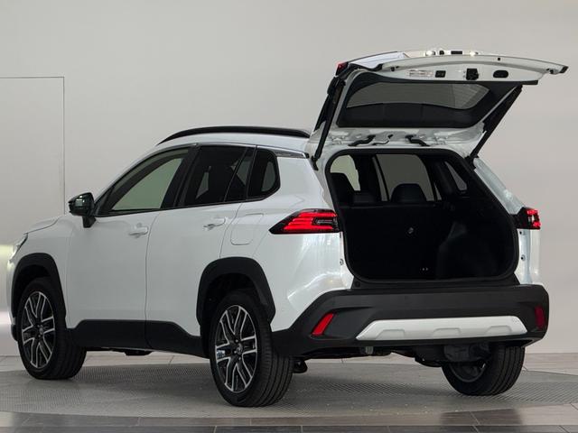 カローラクロス ハイブリッド Z 【パノラマルーフ付き】 10.5インチコネクトナビ パノラミックビューモニター ブラインドスポットモニター 置くだけ充電 ステアリングヒーター アクセサリーコンセント パワーバックドア 純正18AW(14枚目)