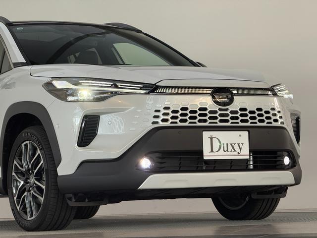 カローラクロス ハイブリッド Z 【パノラマルーフ付き】 10.5インチコネクトナビ パノラミックビューモニター ブラインドスポットモニター 置くだけ充電 ステアリングヒーター アクセサリーコンセント パワーバックドア 純正18AW(16枚目)