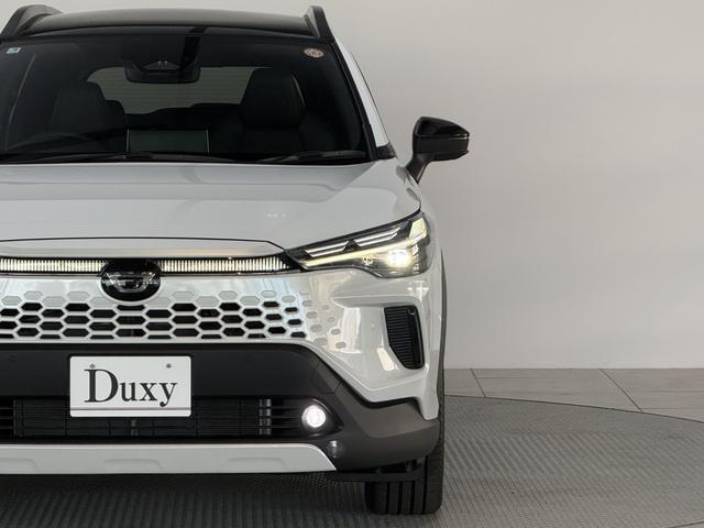 カローラクロス ハイブリッド Z 【パノラマルーフ付き】 10.5インチコネクトナビ パノラミックビューモニター ブラインドスポットモニター 置くだけ充電 ステアリングヒーター アクセサリーコンセント パワーバックドア 純正18AW(32枚目)