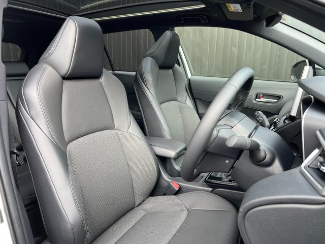 カローラクロス ハイブリッド Z 【パノラマルーフ付き】 10.5インチコネクトナビ パノラミックビューモニター ブラインドスポットモニター 置くだけ充電 ステアリングヒーター アクセサリーコンセント パワーバックドア 純正18AW(39枚目)