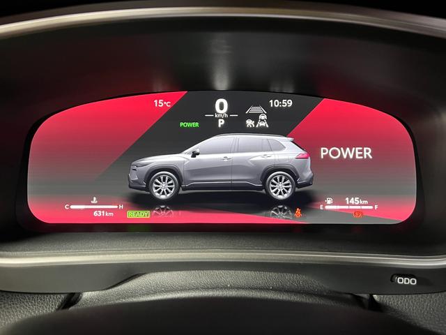 カローラクロス ハイブリッド Z 【パノラマルーフ付き】 10.5インチコネクトナビ パノラミックビューモニター ブラインドスポットモニター 置くだけ充電 ステアリングヒーター アクセサリーコンセント パワーバックドア 純正18AW(45枚目)