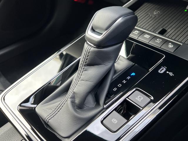 カローラクロス ハイブリッド Z 【パノラマルーフ付き】 10.5インチコネクトナビ パノラミックビューモニター ブラインドスポットモニター 置くだけ充電 ステアリングヒーター アクセサリーコンセント パワーバックドア 純正18AW(61枚目)