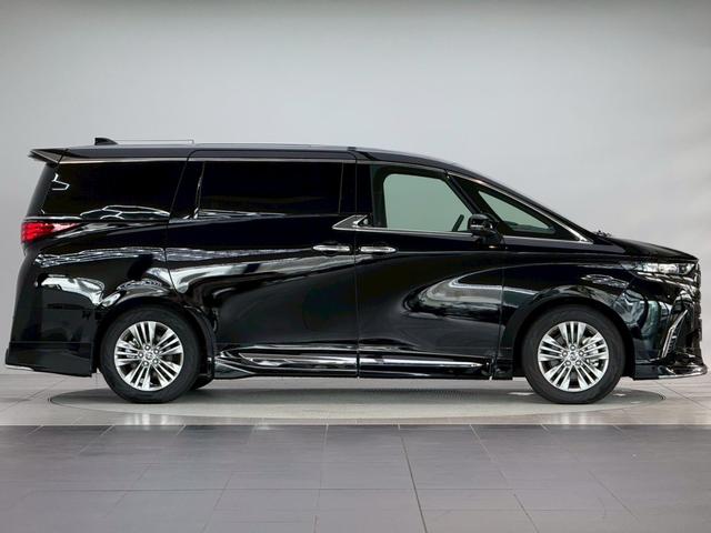 アルファード Z 【後席モニター&モデリスタエアロ付!】14型コネクトナビ 左右独立ムーンルーフ デジタルミラー トヨタチームメイト カラーヘッドアップディスプレイ ユニバーサルステップ PVM BSM 純正18AW(7枚目)