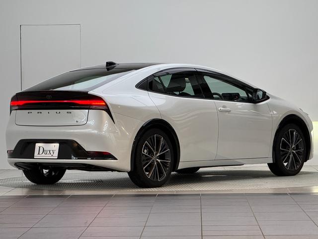 プリウス Z 【パノラマルーフ付き】 12.3インチコネクテッドナビ デジタルインナーミラー ドライブレコーダー パノラミックビューモニター ブラインドスポットモニター パワーバックドア ETC2.0 純正19AW(11枚目)