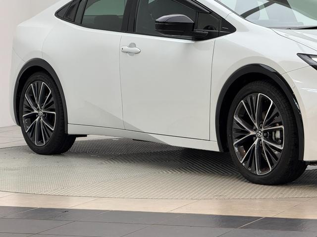 プリウス Z 【パノラマルーフ付き】 12.3インチコネクテッドナビ デジタルインナーミラー ドライブレコーダー パノラミックビューモニター ブラインドスポットモニター パワーバックドア ETC2.0 純正19AW(15枚目)