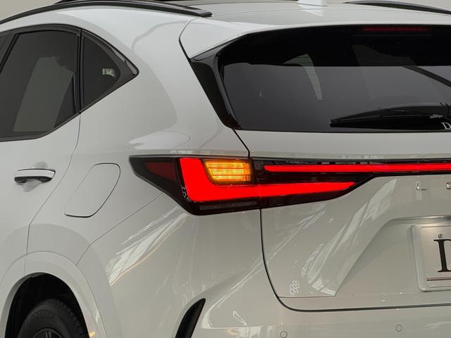 NX NX350h Fスポーツ 【内装レッド&ハイブリッド車】 14型コネクトナビ パノラマルーフ デジタルインナーミラー オレンジキャリパー パノラミックビューモニター ブラインドスポットモニター パワーバックドア 純正20AW(31枚目)