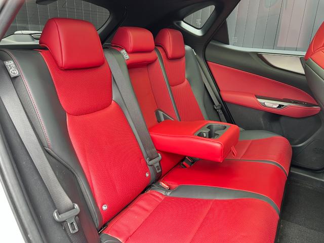 NX NX350h Fスポーツ 【内装レッド&ハイブリッド車】 14型コネクトナビ パノラマルーフ デジタルインナーミラー オレンジキャリパー パノラミックビューモニター ブラインドスポットモニター パワーバックドア 純正20AW(45枚目)