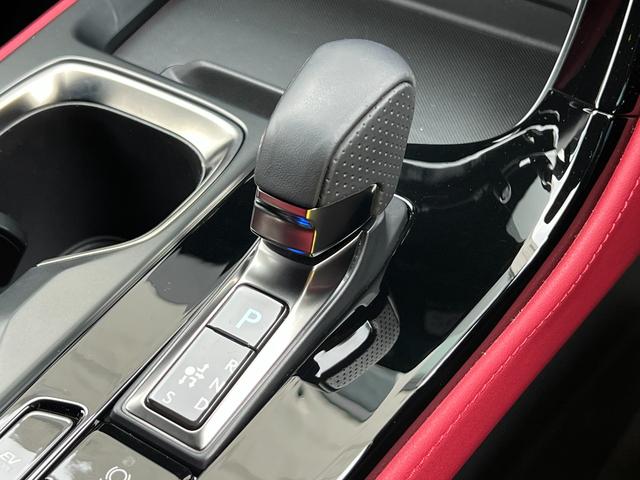 NX NX350h Fスポーツ 【内装レッド&ハイブリッド車】 14型コネクトナビ パノラマルーフ デジタルインナーミラー オレンジキャリパー パノラミックビューモニター ブラインドスポットモニター パワーバックドア 純正20AW(62枚目)