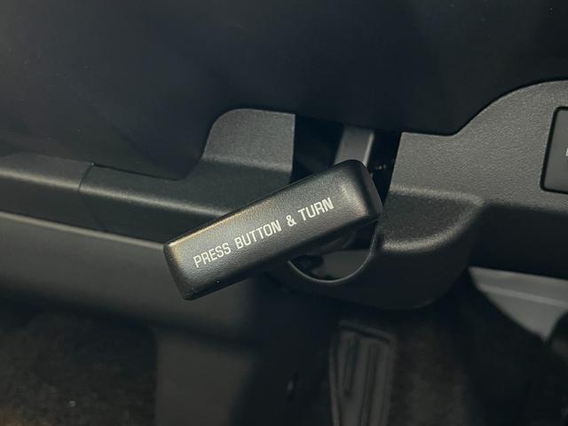 ハイエースバン 【モデリスタエアロ付&ディーゼル車】 デジタルインナーミラー パノラミックビューモニター対応 両側電動パワースライドドア ETC LEDヘッドライト AC100V プッシュスタート 純正15インチAW(51枚目)