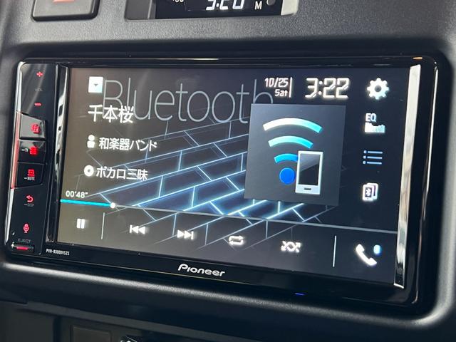 ランドクルーザー70 AX 【ナビ付き車両】 丸目ヘッドライト バックモニター内臓インナーミラー 電動デフロック 背面タイヤ リモコンキー ヒルスタートアシストコントロール ダウンヒルスタートコントロール 純正16インチAW(52枚目)