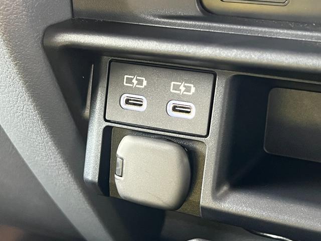 ランドクルーザー70 AX 【ナビ付き車両】 丸目ヘッドライト バックモニター内臓インナーミラー 電動デフロック 背面タイヤ リモコンキー ヒルスタートアシストコントロール ダウンヒルスタートコントロール 純正16インチAW(57枚目)