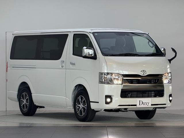 ハイエースバン ロングスーパーGL ダークプライムS 【ディーゼル車】デジタルインナーミラー パノラミックビューモニター 両側電動パワースライドドア LEDヘッドライト AC100V プッシュスタート 20th記念スカッフプレート オプション純正15AW(9枚目)