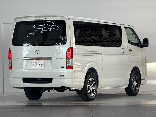 ハイエースバン ロングスーパーGL ダークプライムS 【ディーゼル車】デジタルインナーミラー パノラミックビューモニター 両側電動パワースライドドア LEDヘッドライト AC100V プッシュスタート 20th記念スカッフプレート オプション純正15AW(11枚目)