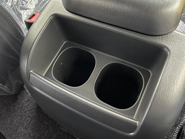 ハイエースバン ロングスーパーGL ダークプライムS 【ディーゼル車】デジタルインナーミラー パノラミックビューモニター 両側電動パワースライドドア LEDヘッドライト AC100V プッシュスタート 20th記念スカッフプレート オプション純正15AW(53枚目)