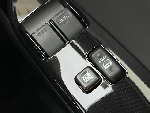 ハイエースバン ロングスーパーGL ダークプライムS 【ディーゼル車】デジタルインナーミラー パノラミックビューモニター 両側電動パワースライドドア LEDヘッドライト AC100V プッシュスタート 20th記念スカッフプレート オプション純正15AW(64枚目)