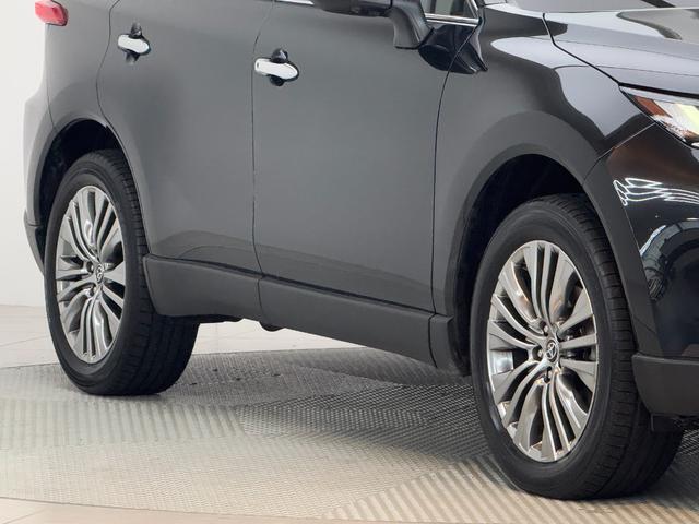 ハリアーハイブリッド Ｚ　【内装ブラック】　　１２．３インチＪＢＬプレミアムサウンド　パノラミックビューモニター　ブラインドスポットモニター　デジタルミラー　オートマチックハイビーム　ＵＳＢ端子　パワーバックドア　純正１９ＡＷ（17枚目）