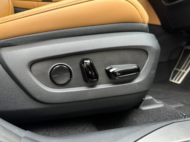 NX NX350h Fスポーツ 【内装ヘーゼル&ハイブリッド車】 14インチコネクトナビ パノラマルーフ デジタルインナーミラー オレンジキャリパー 寒冷地仕様 パノラミックビューモニター ブラインドスポットモニター 純正20AW(65枚目)