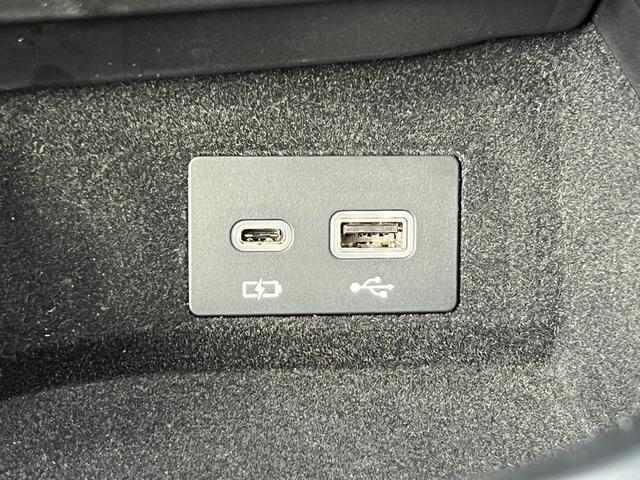 NX NX350h Fスポーツ 【内装レッド&ハイブリッド車】 14型コネクトナビ パノラマルーフ デジタルインナーミラー オレンジキャリパー パノラミックビューモニター ブラインドスポットモニター パワーバックドア 純正20AW(64枚目)