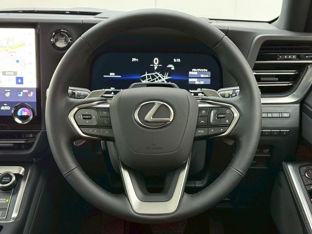 GX GX550 バージョンL 【マークレビンソン&モデリスタエアロ】 内装ブラウン リヤスポイラー デジタルインナーミラー ドラレコ 14型コネクトナビ パノラマルーフ クールボックス PVM BSM ヒッチメンバー 純正22AW(52枚目)