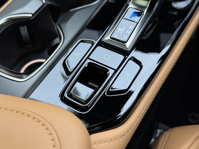 ＮＸ ＮＸ３５０ｈ　Ｆスポーツ　【内装ヘーゼル＆ハイブリッド車】　　１４インチコネクトナビ　パノラマルーフ　デジタルインナーミラー　オレンジキャリパー　寒冷地仕様　パノラミックビューモニター　ブラインドスポットモニター　純正２０ＡＷ（58枚目）