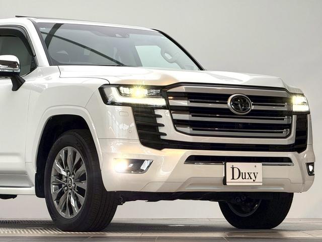 【ディーゼル車】　　内装ベージュ　１２．３インチＪＢＬプレミアムサウンド　リアエンターテイメントシステム　クールボックス　電動デフロック　ルーフレールシルバー　寒冷地仕様　ＰＶＭ　ＢＳＭ　純正２０ＡＷ