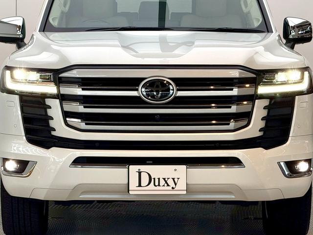 【ディーゼル車】　　内装ベージュ　１２．３インチＪＢＬプレミアムサウンド　リアエンターテイメントシステム　クールボックス　電動デフロック　ルーフレールシルバー　寒冷地仕様　ＰＶＭ　ＢＳＭ　純正２０ＡＷ