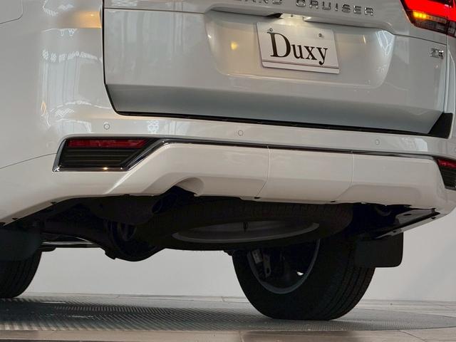 【ディーゼル車】　　内装ベージュ　１２．３インチＪＢＬプレミアムサウンド　リアエンターテイメントシステム　クールボックス　電動デフロック　ルーフレールシルバー　寒冷地仕様　ＰＶＭ　ＢＳＭ　純正２０ＡＷ