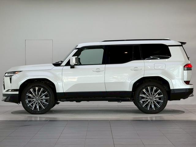 ＧＸ ＧＸ５５０　バージョンＬ　【ＭＯＤＥＬＬＩＳＴＡエアロ付き！】　内装ブラウン　１４インチコネクトナビ　パノラマルーフ　デジタルインナーミラー　前後ドラレコ　クールボックス　置くだけ充電　ＰＶＭ　ＢＳＭ　ＨＤＭＩ　　純正２２ＡＷ（6枚目）