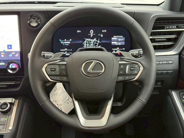 ＧＸ ＧＸ５５０　バージョンＬ　【ＭＯＤＥＬＬＩＳＴＡエアロ付き！】　内装ブラウン　１４インチコネクトナビ　パノラマルーフ　デジタルインナーミラー　前後ドラレコ　クールボックス　置くだけ充電　ＰＶＭ　ＢＳＭ　ＨＤＭＩ　　純正２２ＡＷ（52枚目）