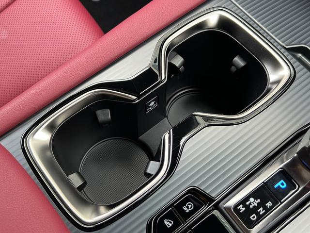 RX RX350 Fスポーツ 【改良後モデル!】 内装レッド 14型コネクトナビ パノラマルーフ 輻射ヒータ デジタルインナーミラー オレンジキャリパー 12.3TFTメーター 寒冷地 ドラレコ 置充電 ルーフレール 純正21AW(66枚目)