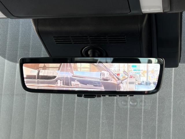 アルファード Ｚ　【ユニバーサルステップ付】　１４型コネクトナビ　左右独立ムーンルーフ　デジタルミラー　トヨタチームメイト　パノラミックビューモニター　ブラインドスポットモニター　シートヒーター＆クーラー　純正１８ＡＷ（63枚目）