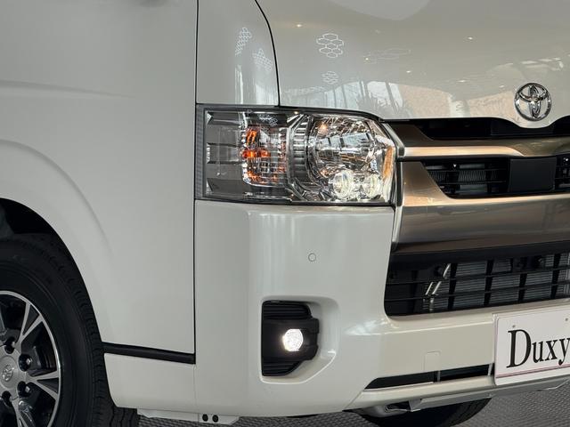 ハイエースバン ロングスーパーＧＬ　ダークプライムＳ　【ディーゼル車】デジタルインナーミラー　パノラミックビューモニター対応　両側電動パワースライドドア　ＬＥＤヘッドライト　ＡＣ１００Ｖ　プッシュスタート　２０ｔｈ記念スカッフプレート　オプション１５ＡＷ（19枚目）